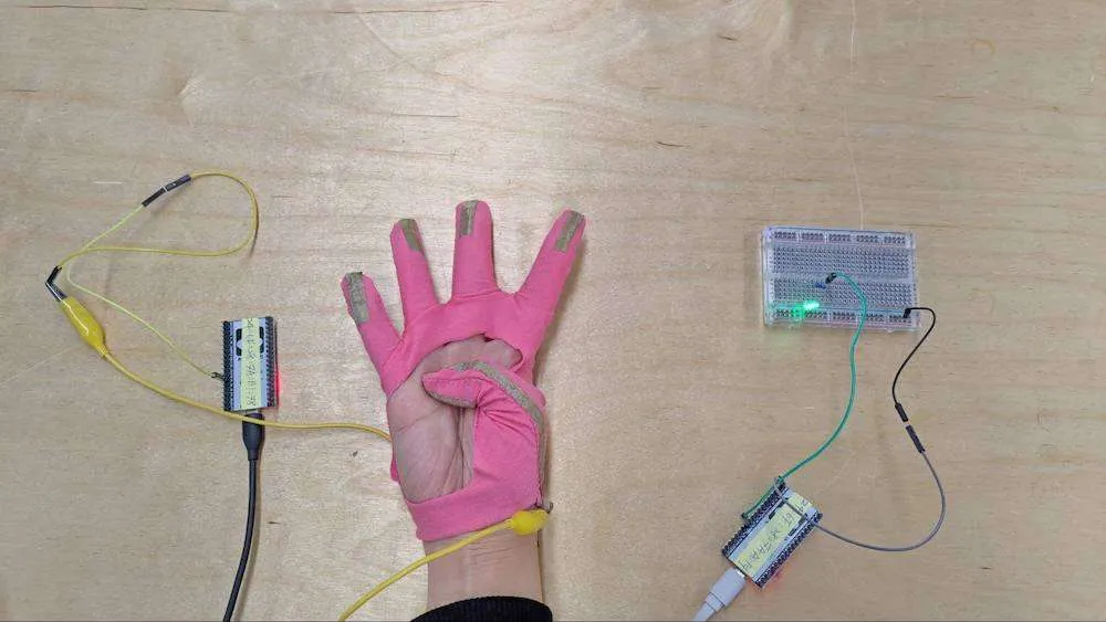 ESP32 glove test 2