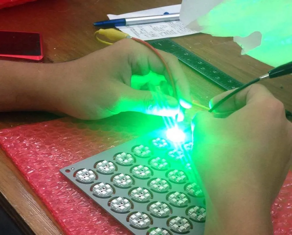 Figure 6B. Bulb construction process 2